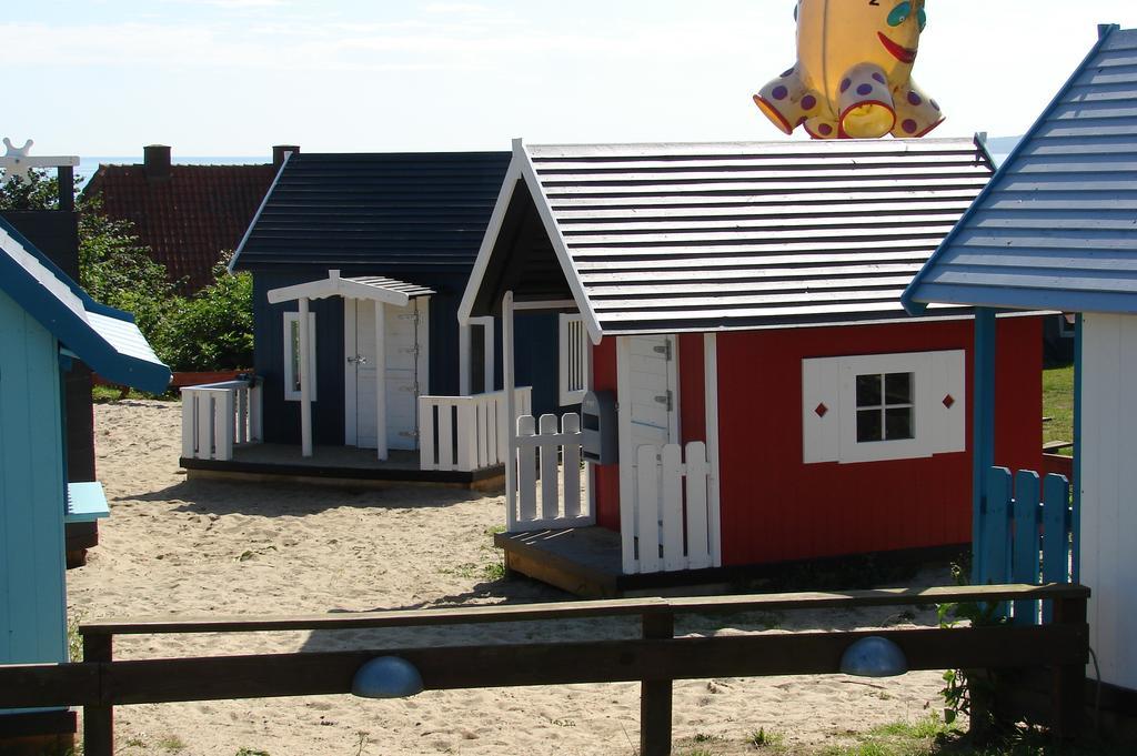 Sandkaas Family Camping & Cottages Allinge-Sandvig Екстериор снимка