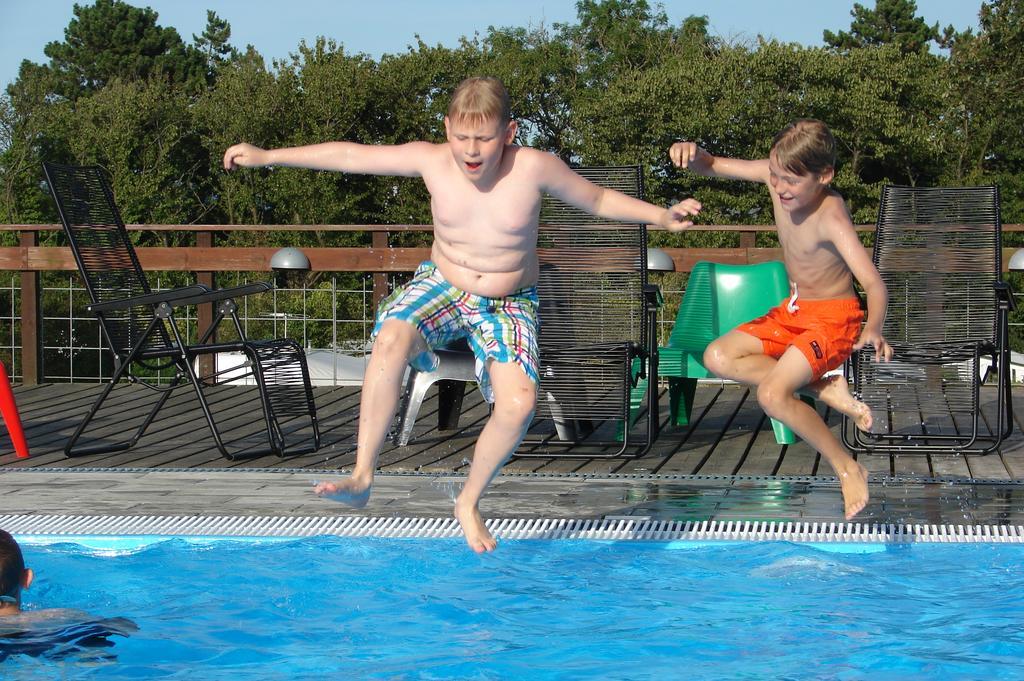 Sandkaas Family Camping & Cottages Allinge-Sandvig Екстериор снимка